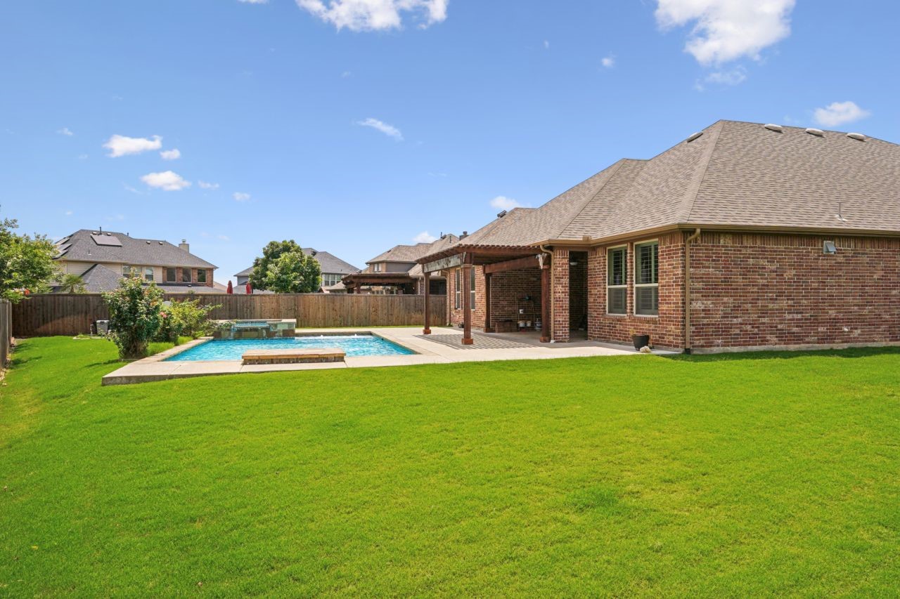 9632 Pickwick Trail Fort Worth TX 76131
