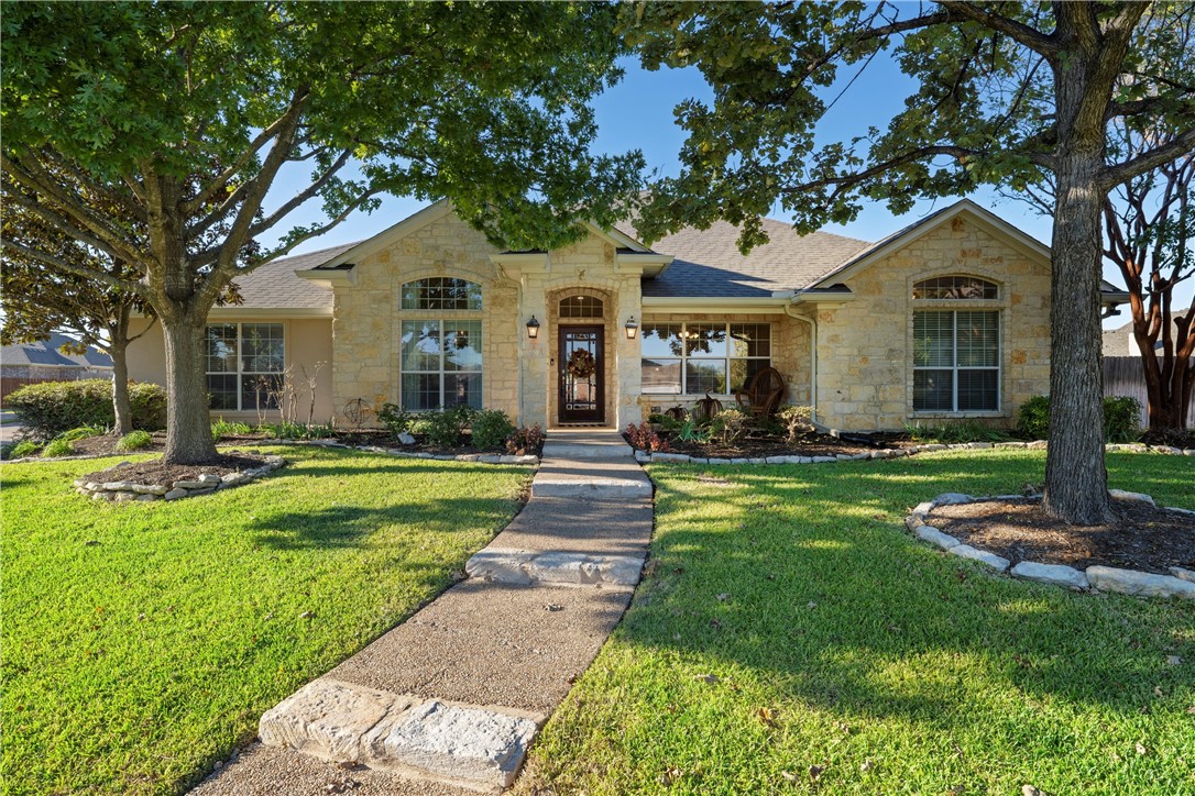 1013 Camden Court Woodway TX 76712