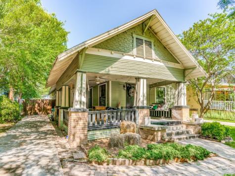 223 N Willomet Avenue Dallas TX 75208