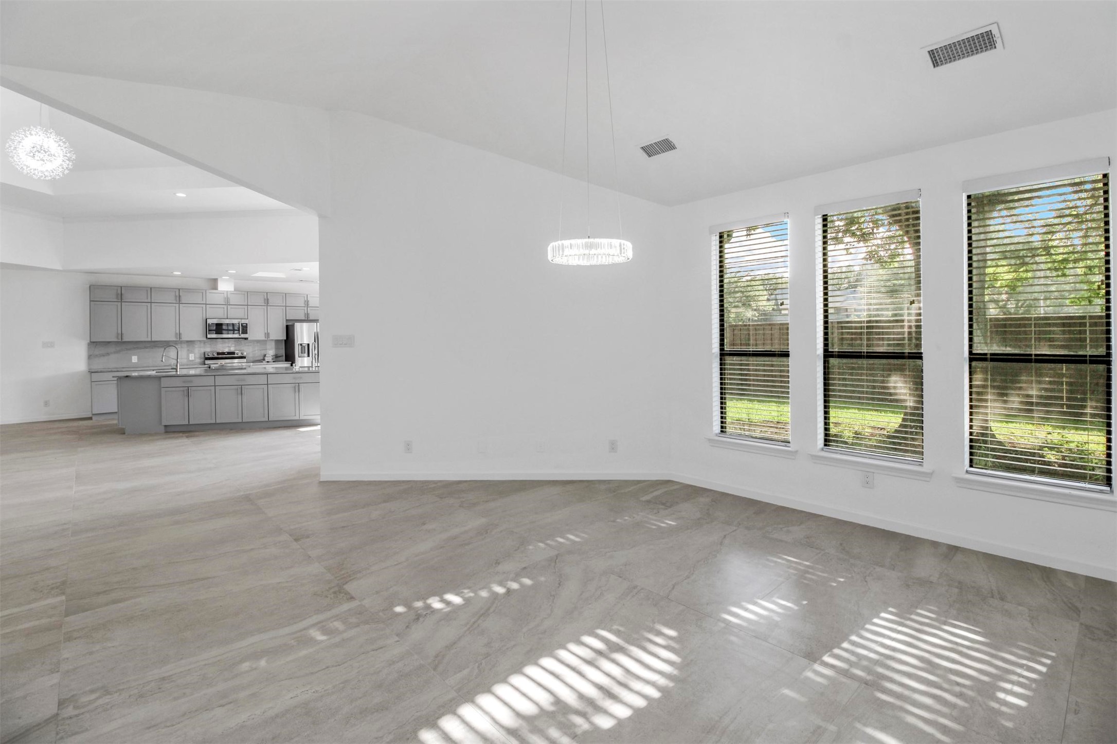 7319 Briarnoll Dallas TX 75252