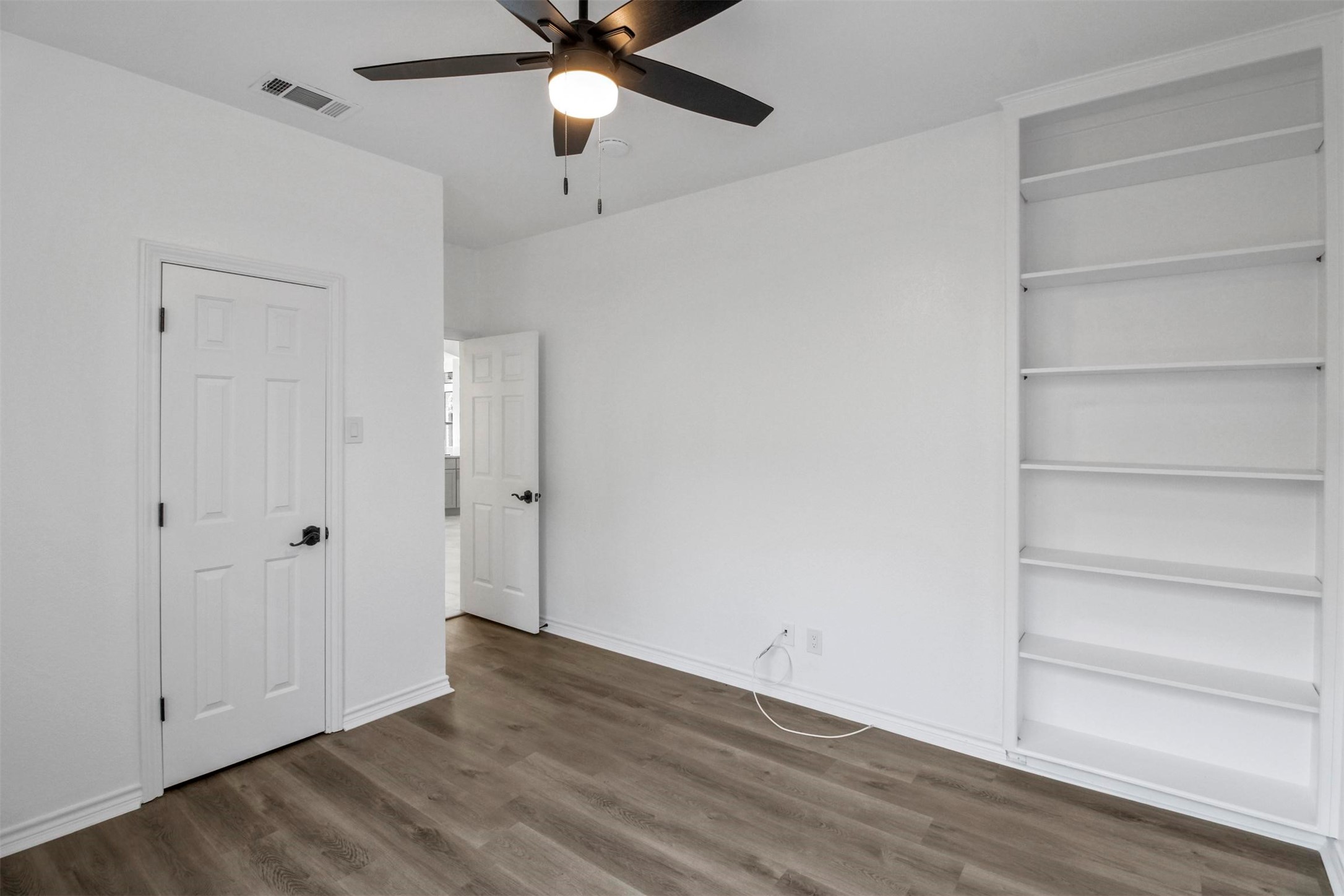 7319 Briarnoll Dallas TX 75252