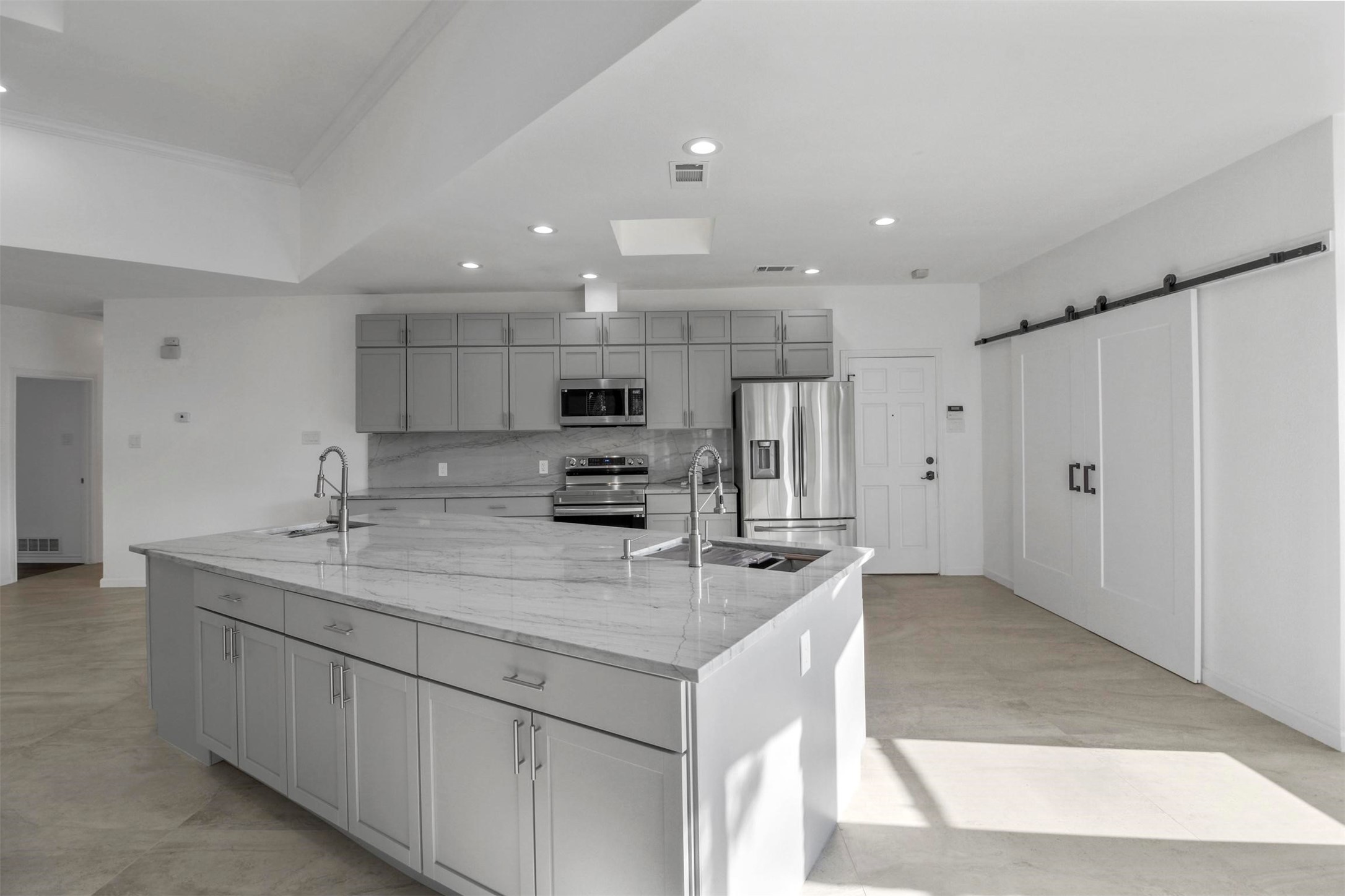 7319 Briarnoll Dallas TX 75252