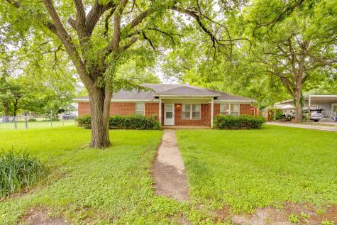 506 E Mcfarland Street Grandview TX 76050