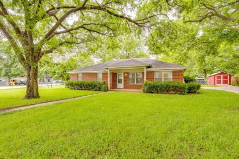 506 E Mcfarland Street Grandview TX 76050