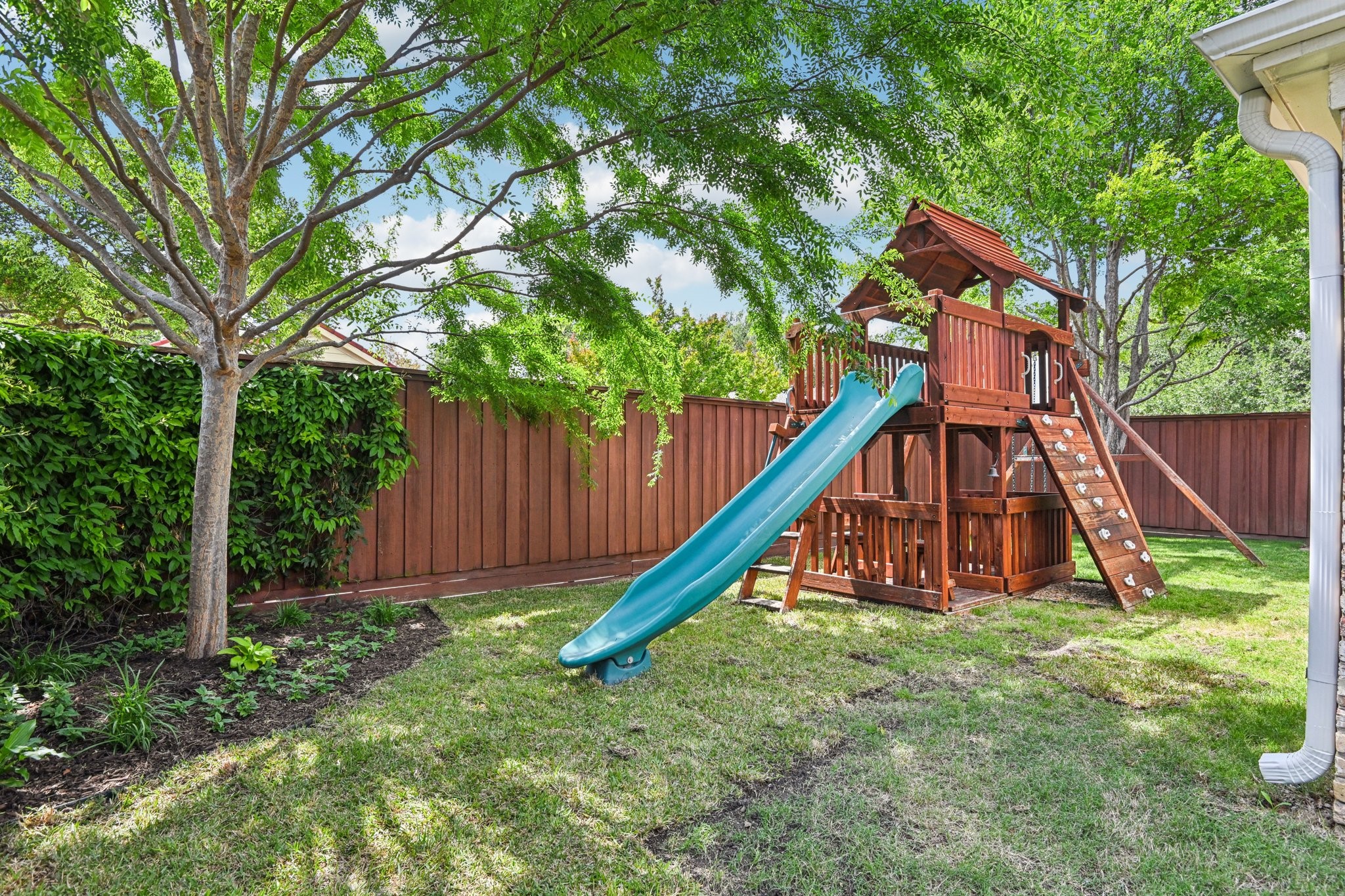6436 Embers Road Dallas TX 75248