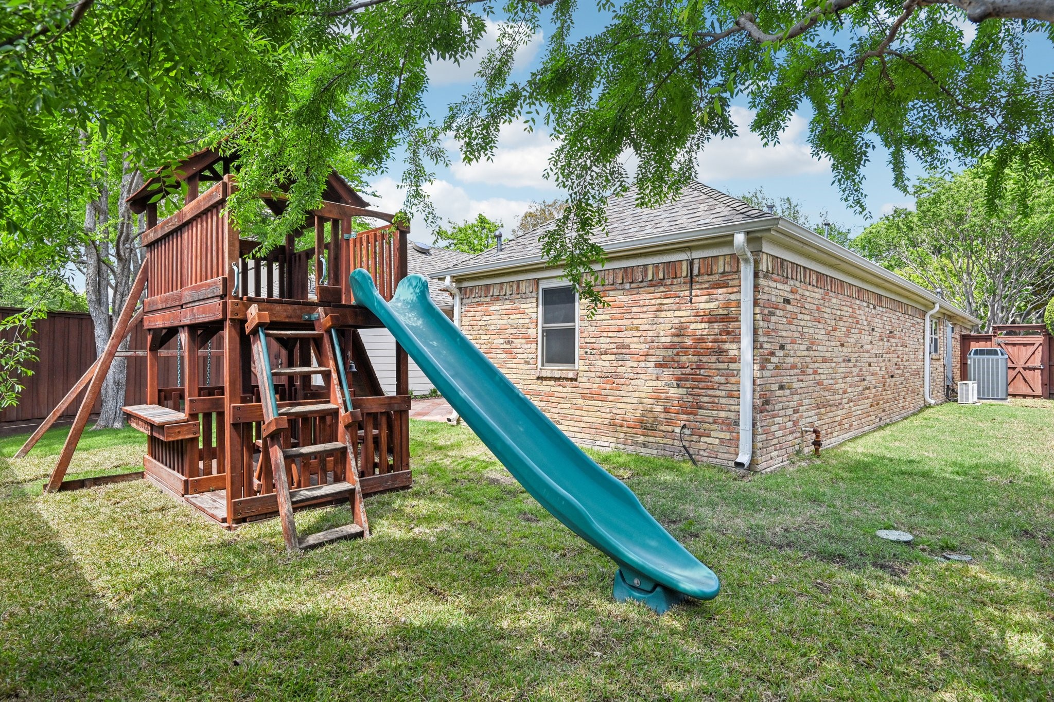 6436 Embers Road Dallas TX 75248