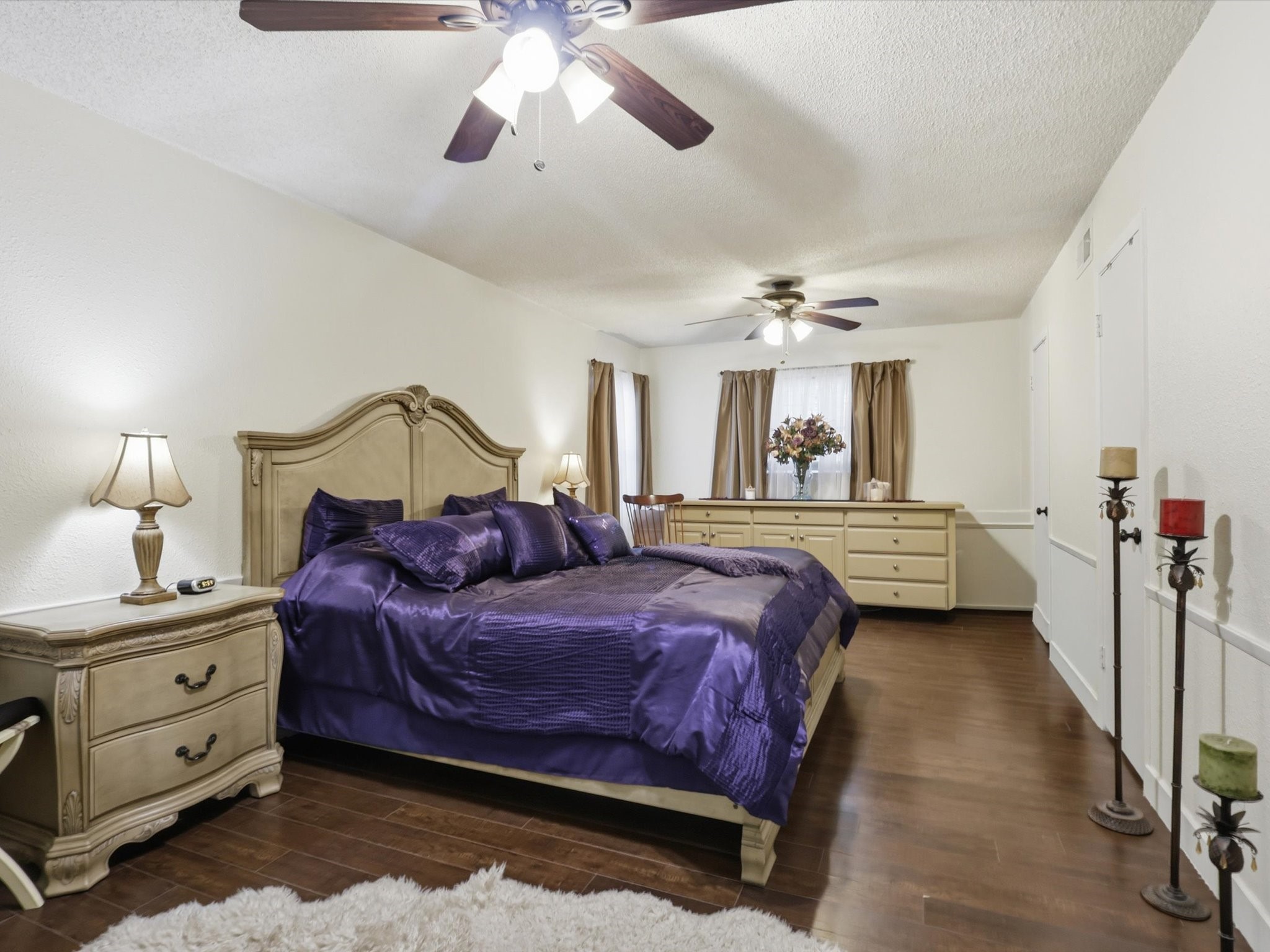 2801 Oak Cliff Lane Arlington TX 76012