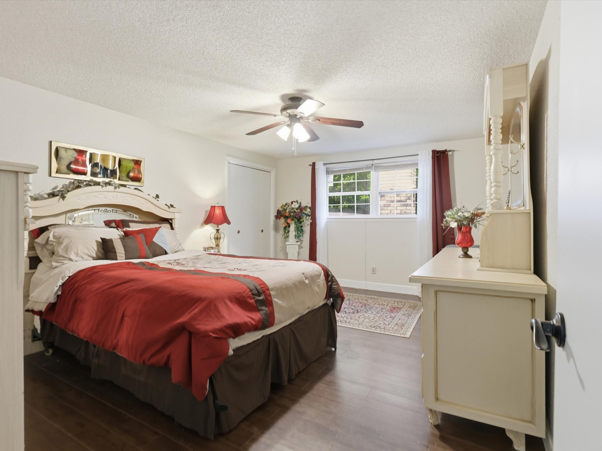 2801 Oak Cliff Lane Arlington TX 76012