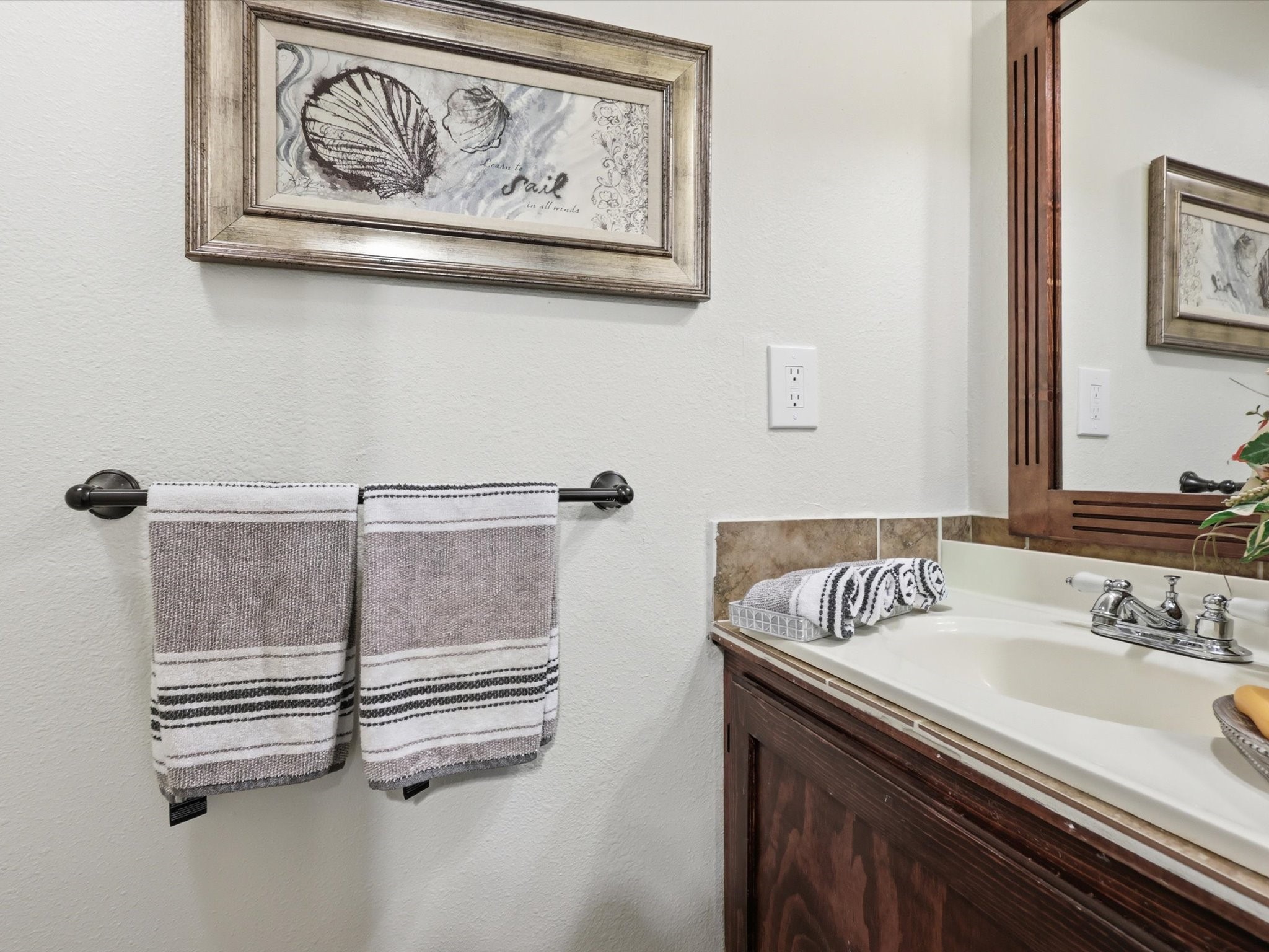 2801 Oak Cliff Lane Arlington TX 76012