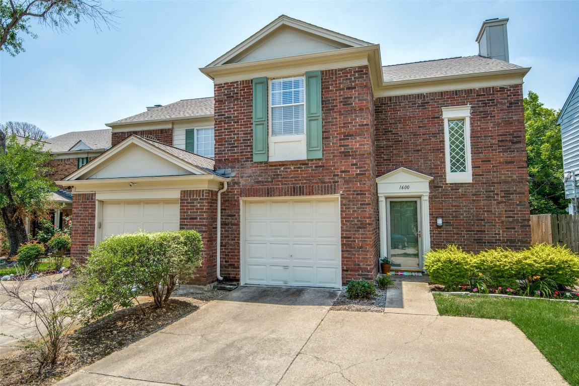 1600 Creek Bank Lane Arlington TX 76014