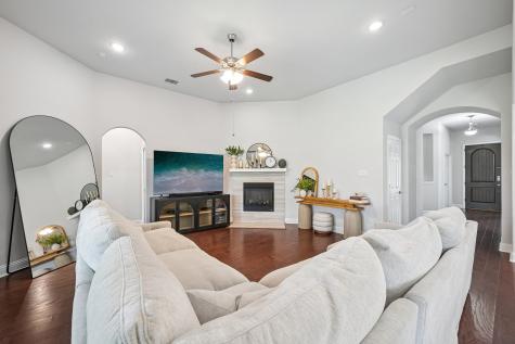 1309 Hodge Street Mckinney TX 75071