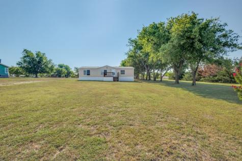 8527 Longhorn Drive Justin TX 76247