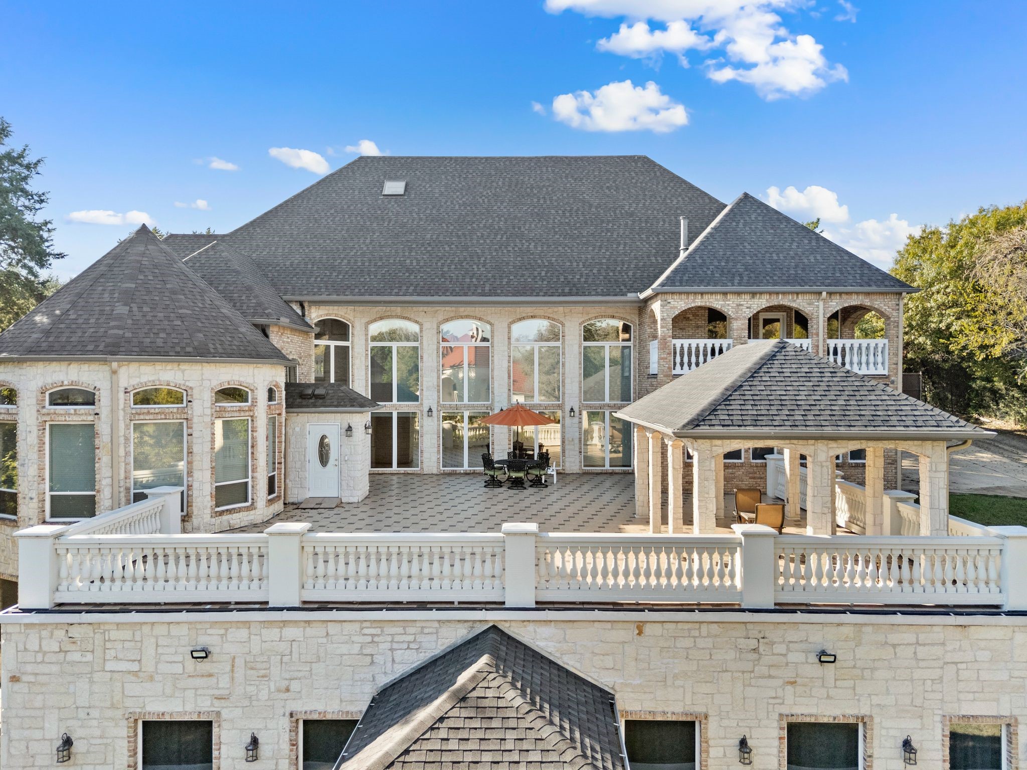 1 Churchill Downs Duncanville TX 75116