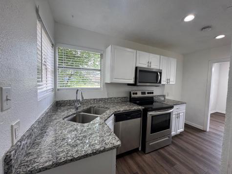 5633 Curzon Avenue Fort Worth TX 76107