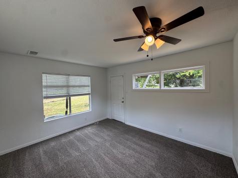 5633 Curzon Avenue Fort Worth TX 76107