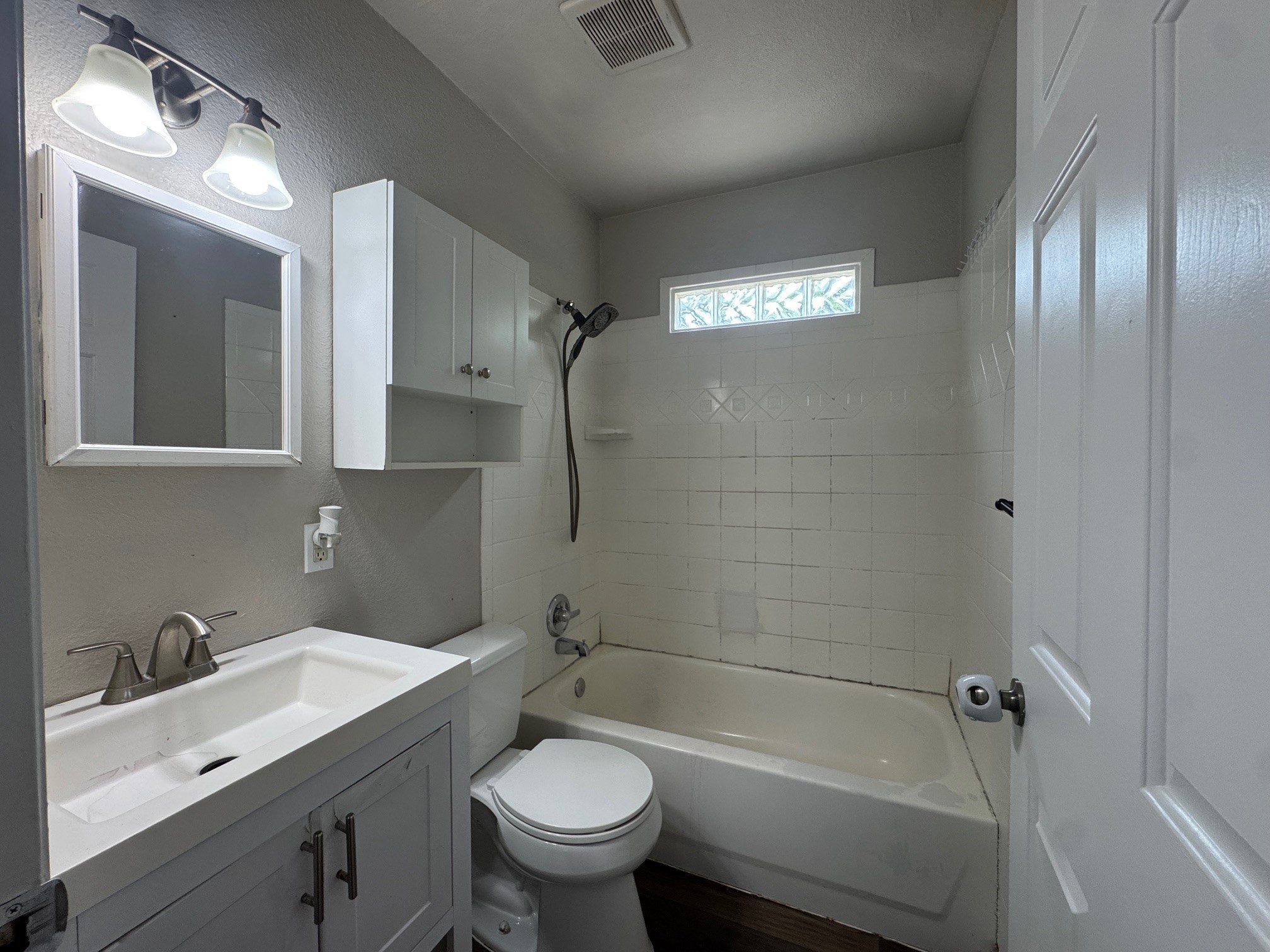 5633 Curzon Avenue Fort Worth TX 76107