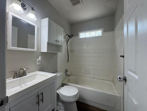 5633 Curzon Avenue Fort Worth TX 76107