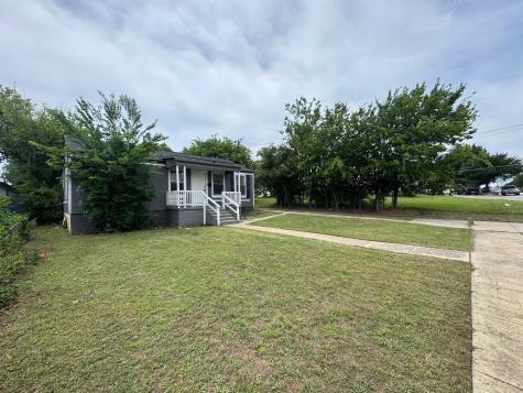5633 Curzon Avenue Fort Worth TX 76107