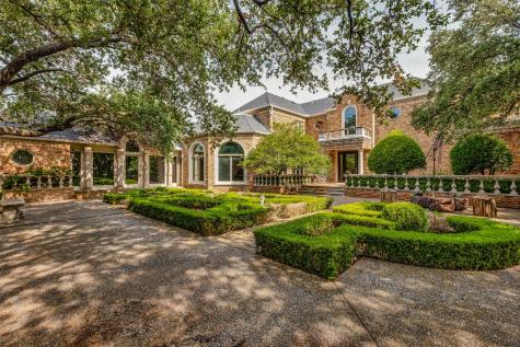 15 Stonecourt Drive Dallas TX 75225