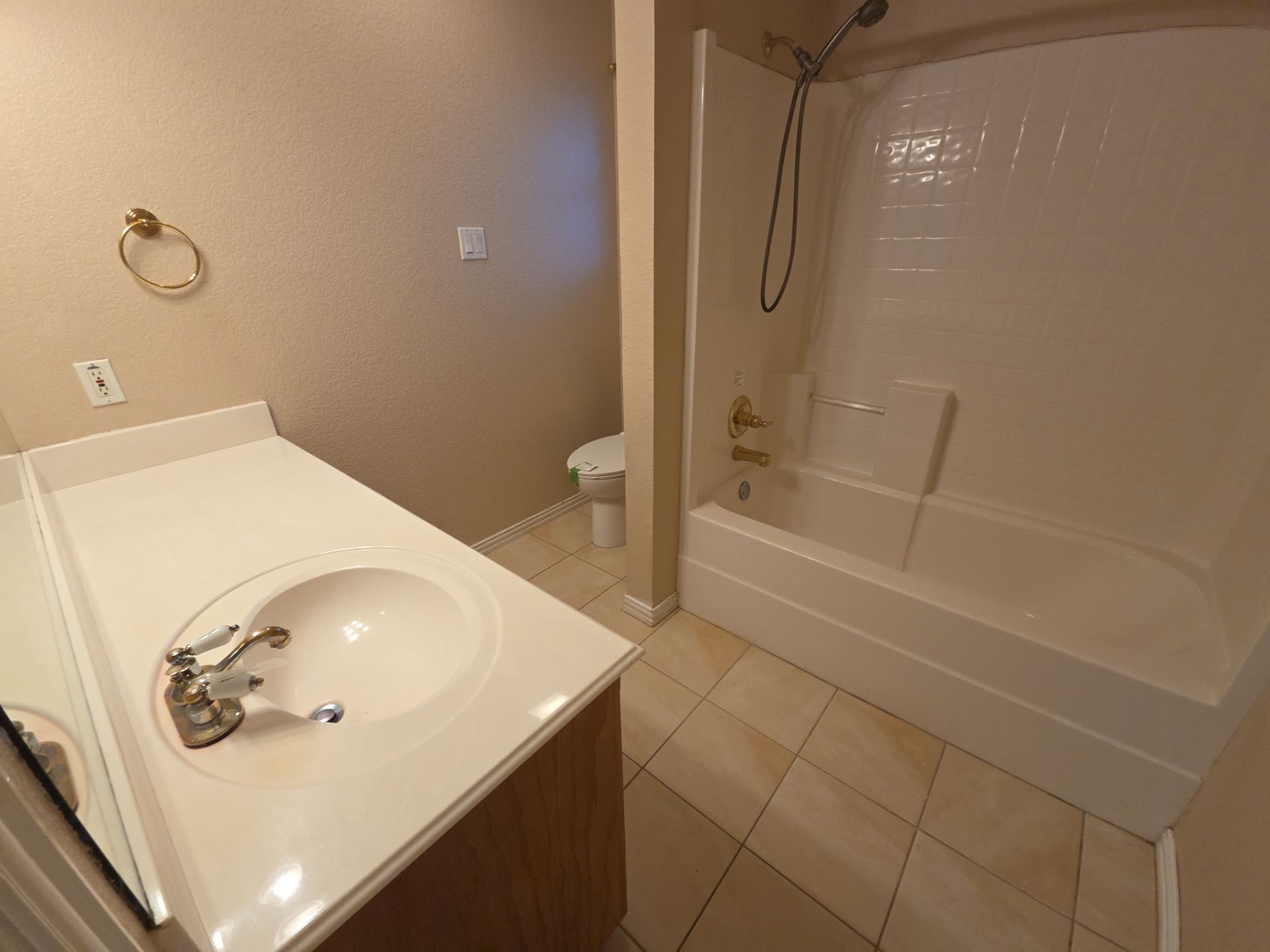 802 Justin Court Keene TX 76059