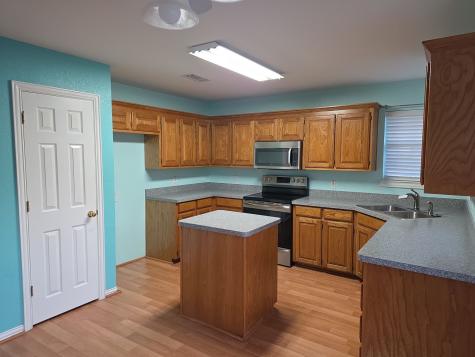 802 Justin Court Keene TX 76059