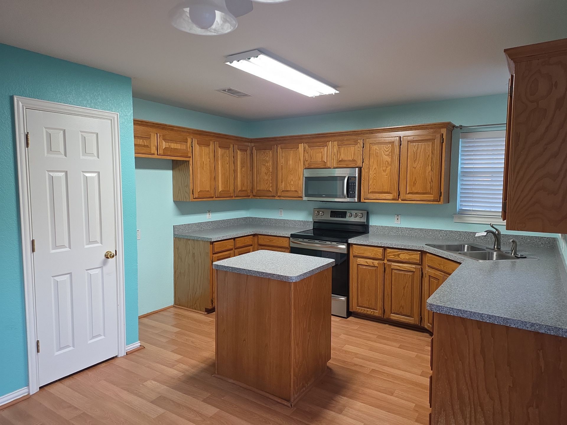 802 Justin Court Keene TX 76059