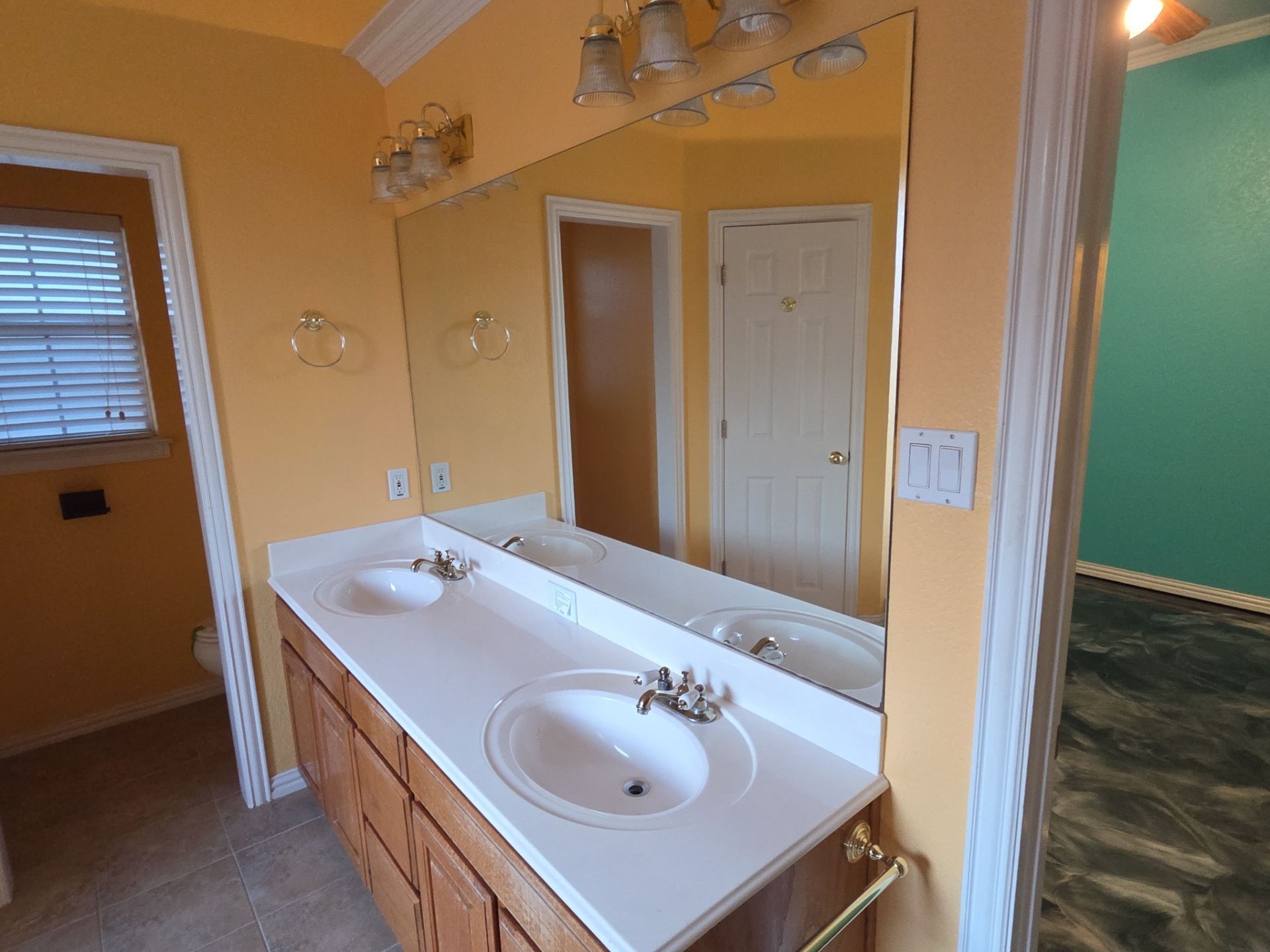 802 Justin Court Keene TX 76059