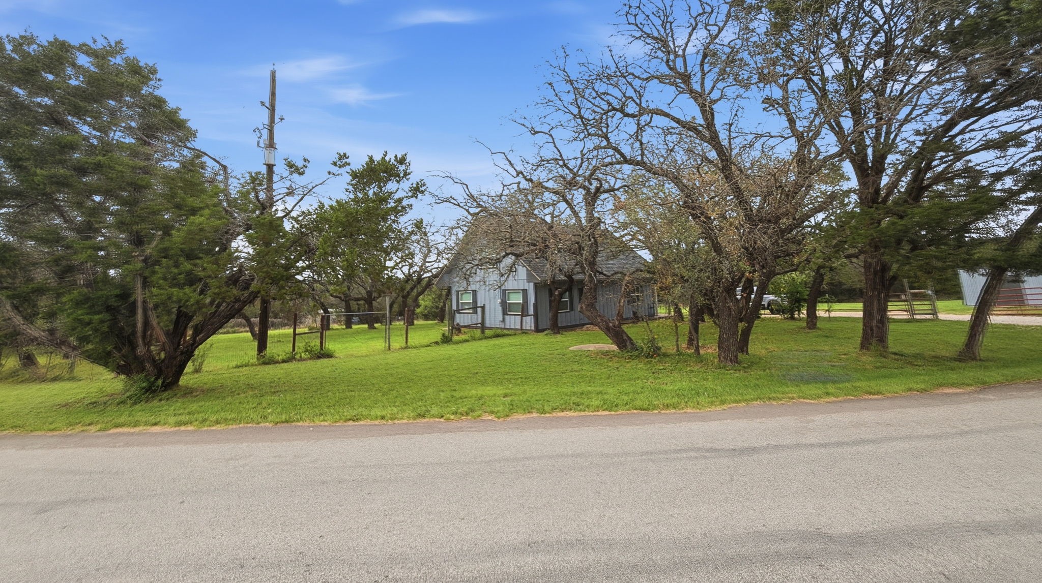 2600 Setting Sun Trail Granbury TX 76048