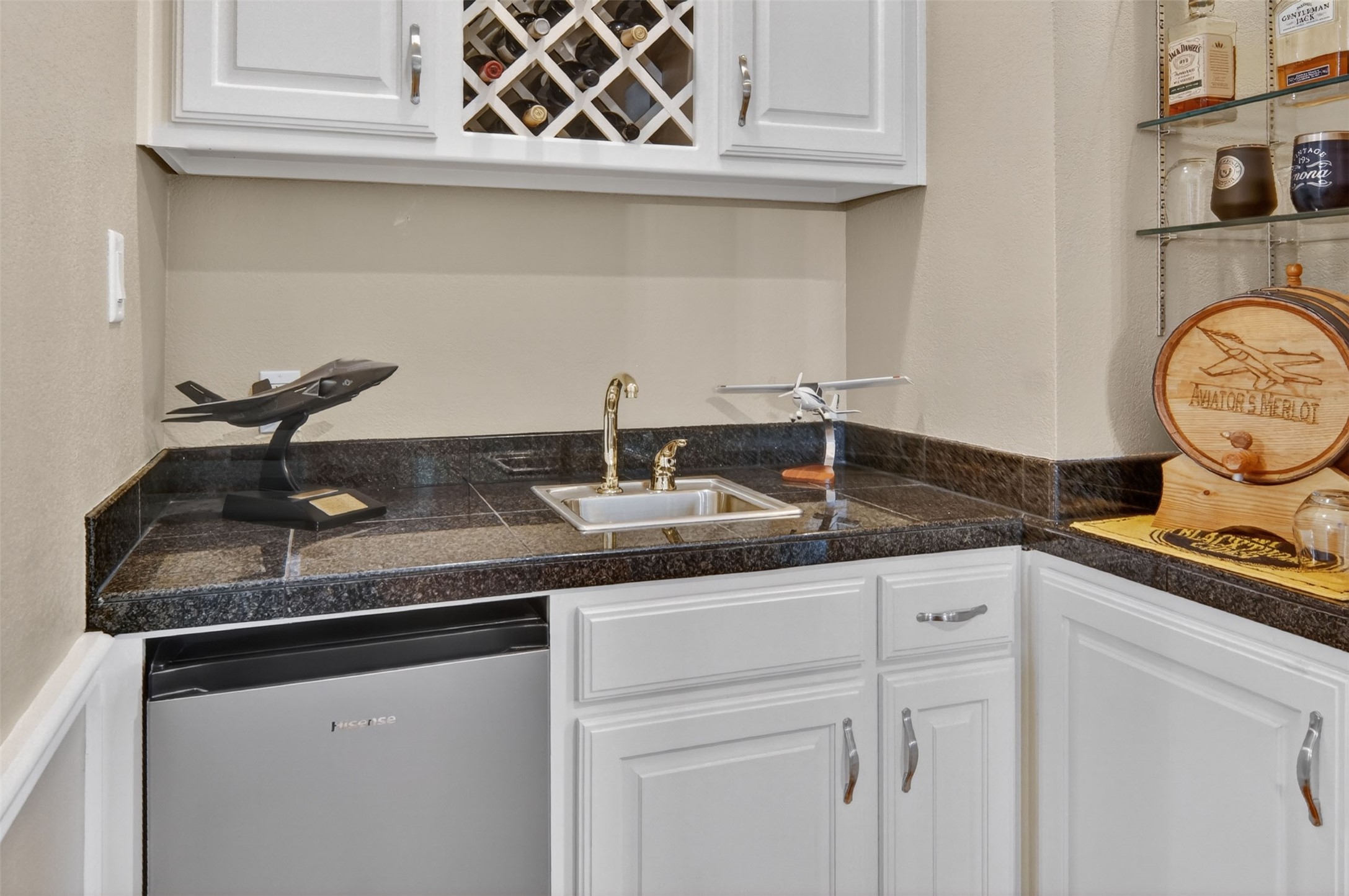 7402 Hampton Drive Granbury TX 76049