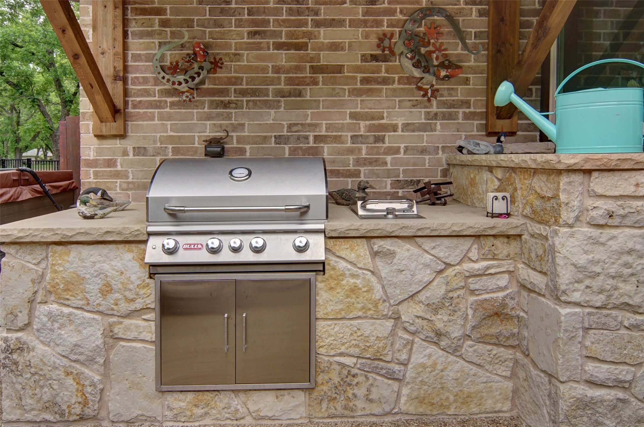 7402 Hampton Drive Granbury TX 76049