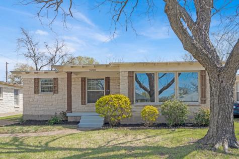 2018 Ferndale Avenue Dallas TX 75224