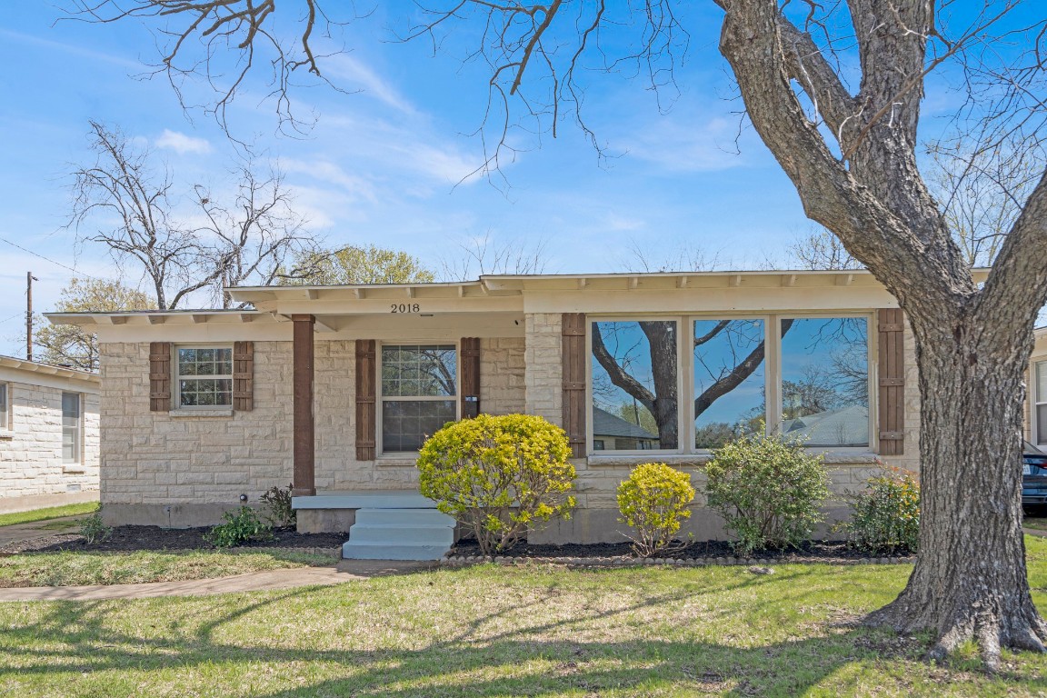 2018 Ferndale Avenue Dallas TX 75224