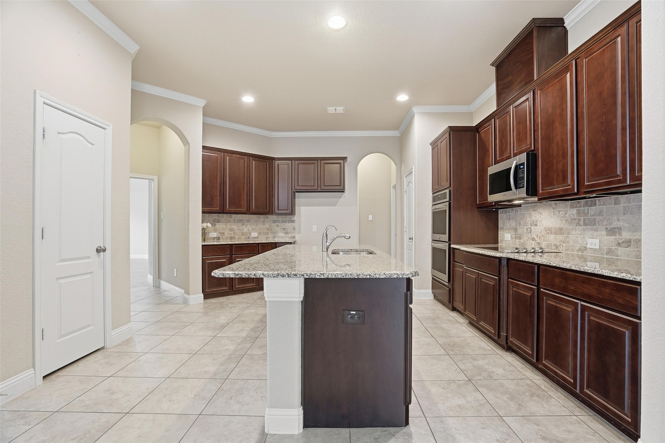 12016 Olinger Drive Fort Worth TX 76108