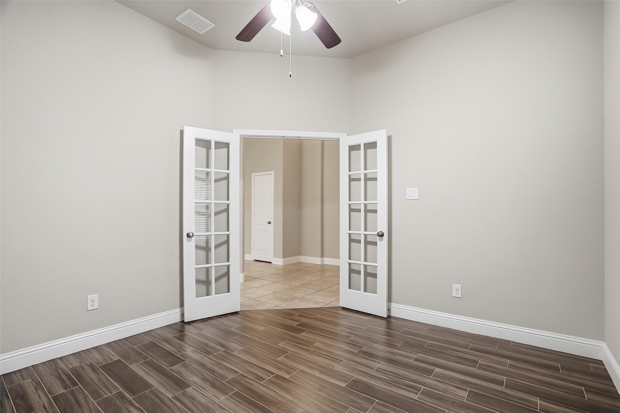 12016 Olinger Drive Fort Worth TX 76108
