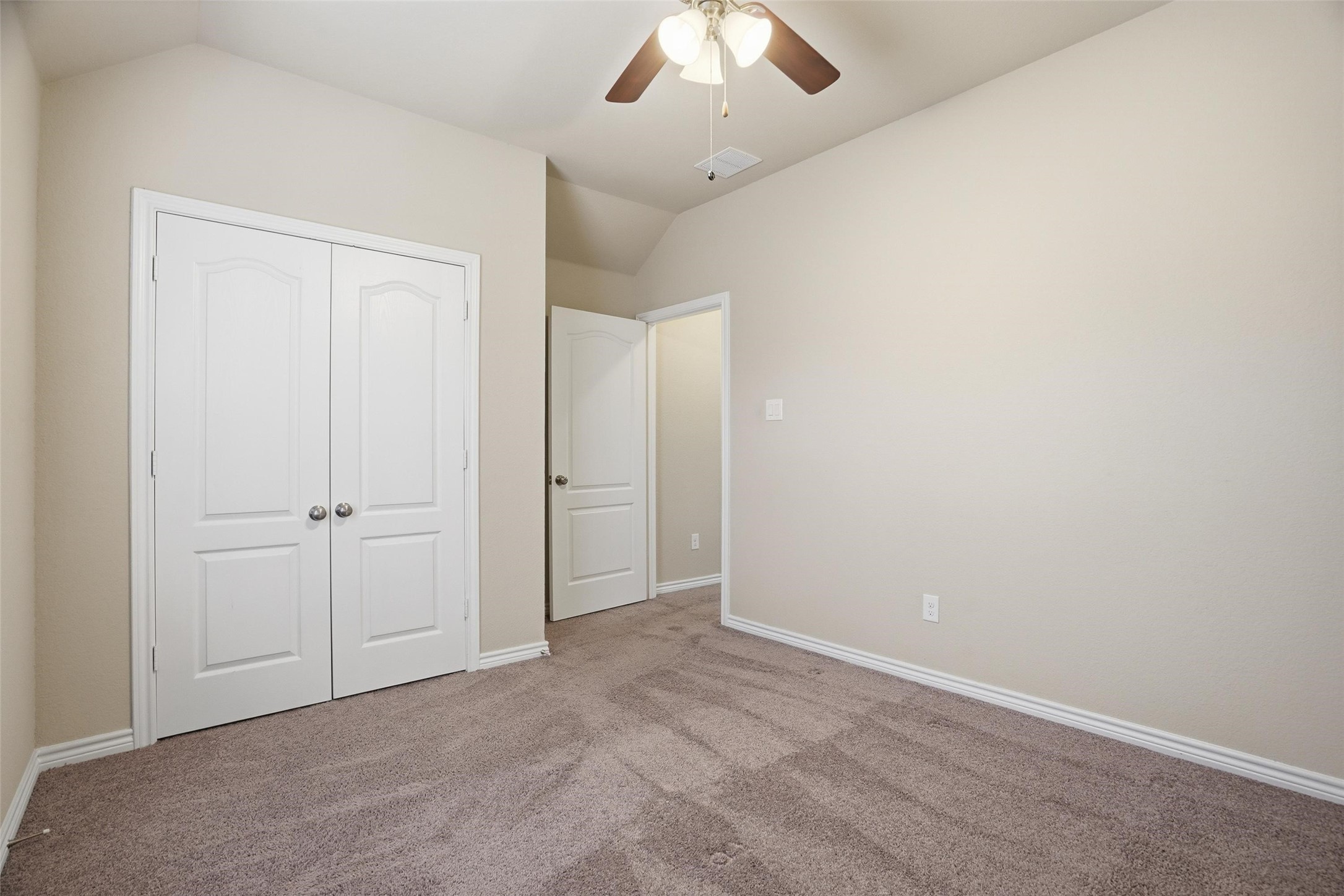 12016 Olinger Drive Fort Worth TX 76108