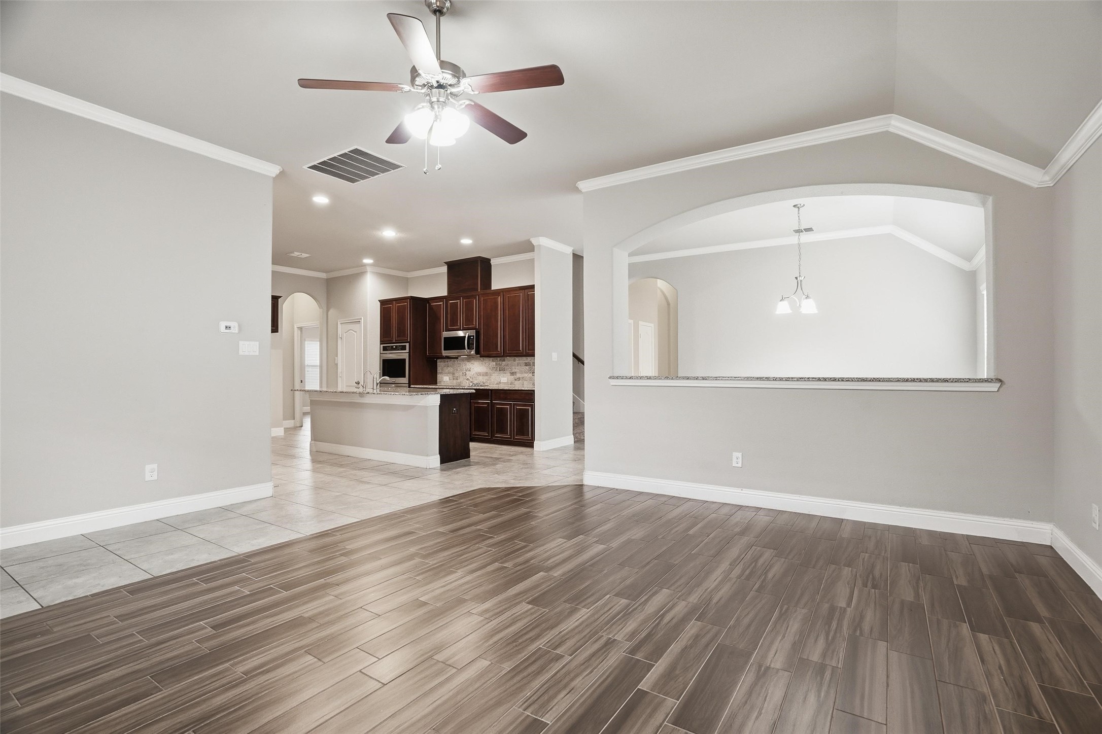 12016 Olinger Drive Fort Worth TX 76108