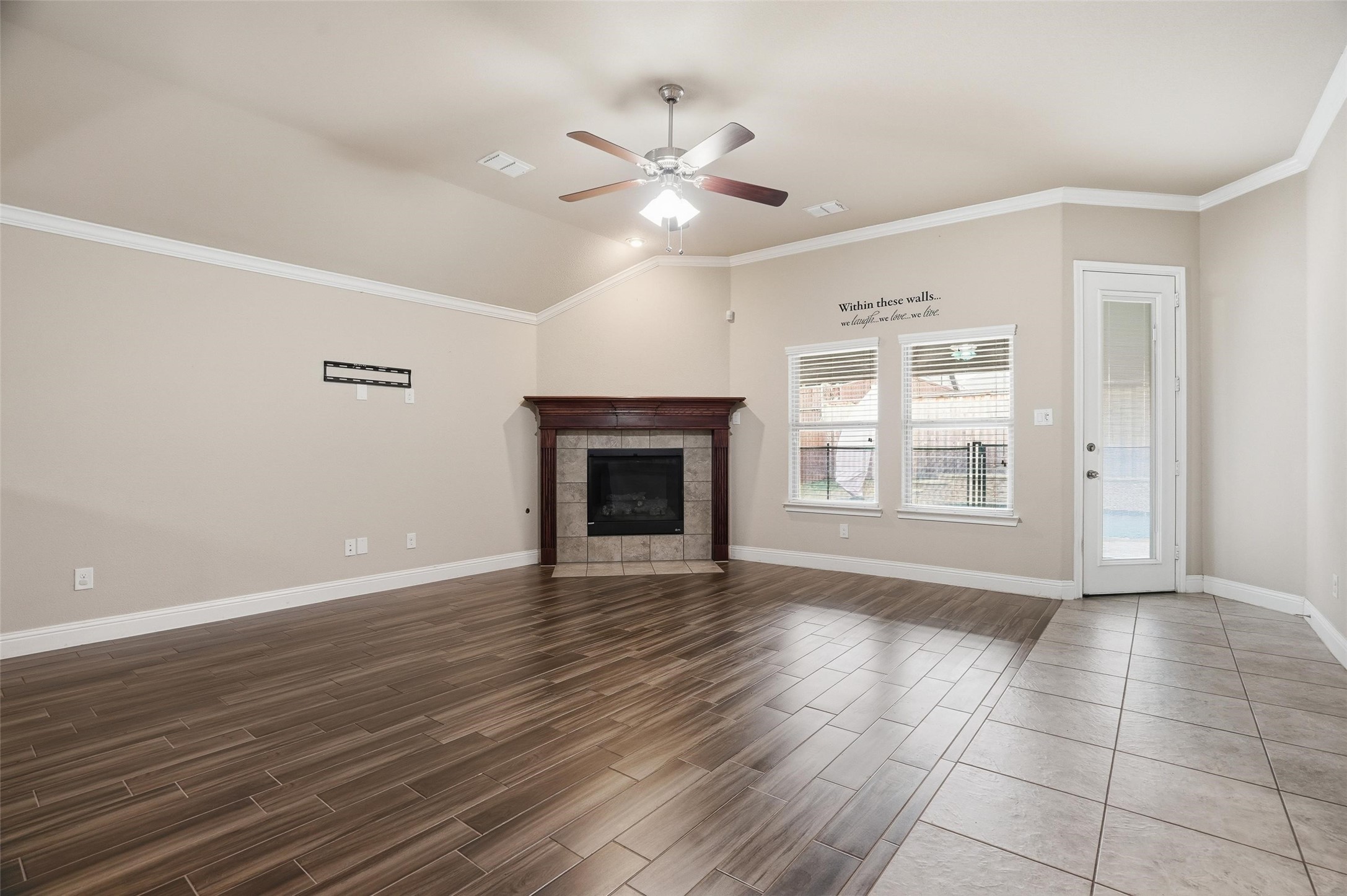 12016 Olinger Drive Fort Worth TX 76108