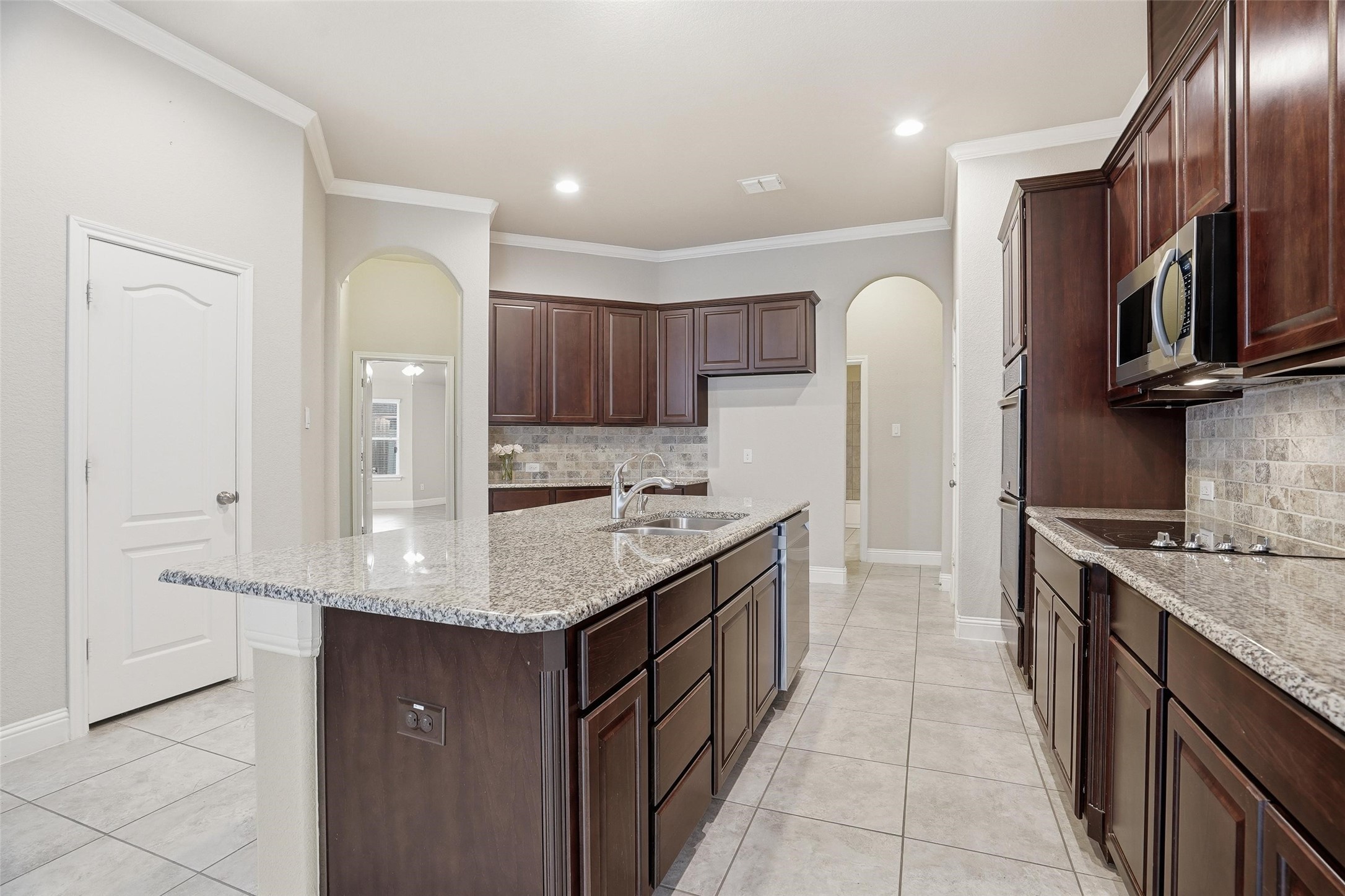 12016 Olinger Drive Fort Worth TX 76108