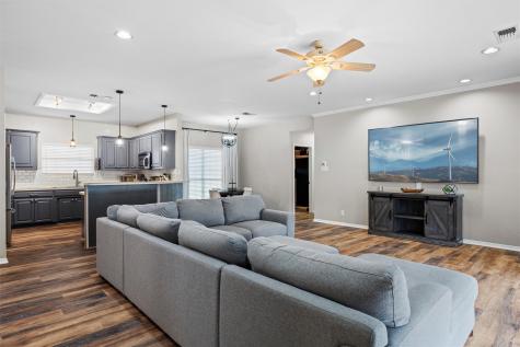 808 Saxon Court Crowley TX 76036