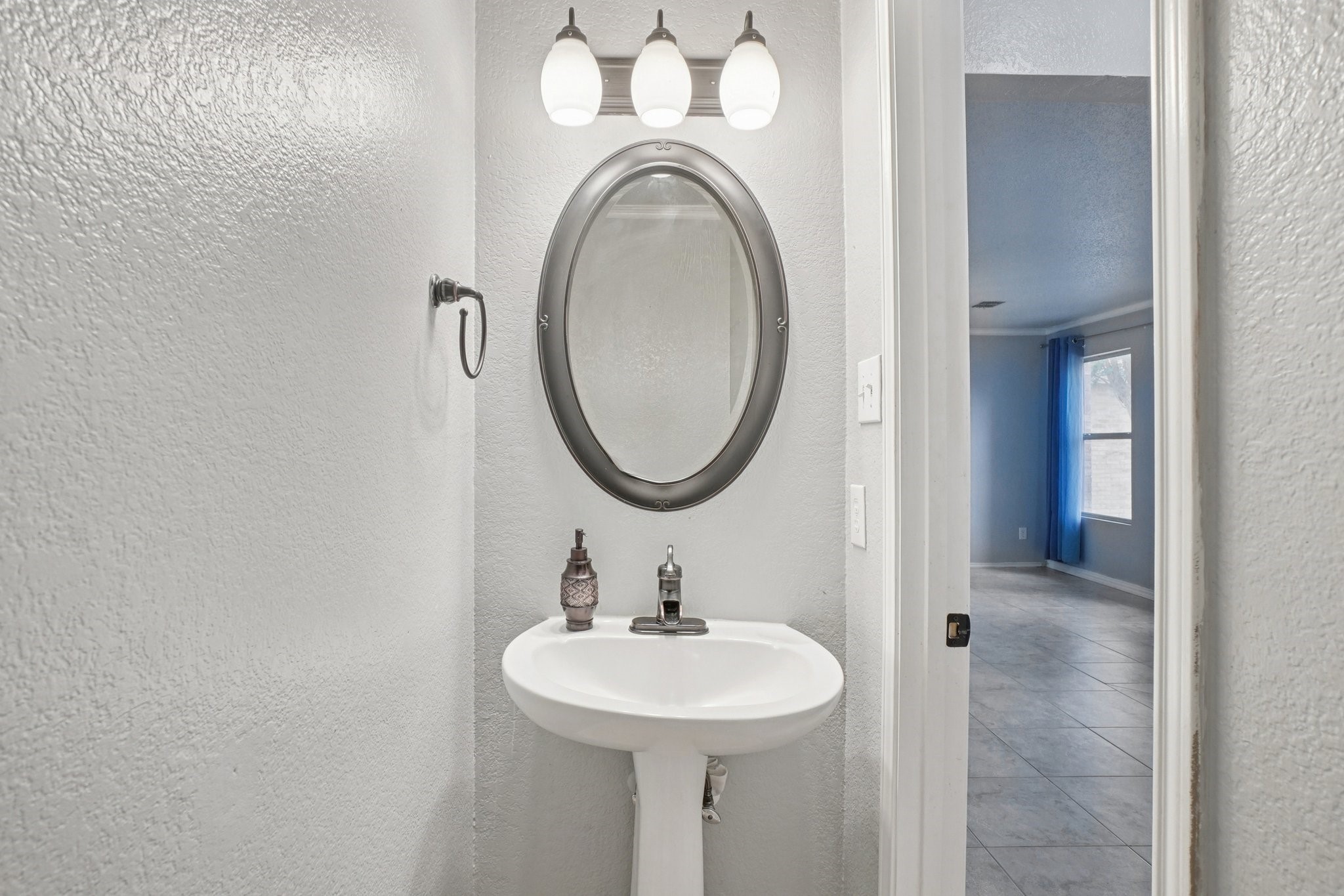 2304 Red Oak Drive Little Elm TX 75068