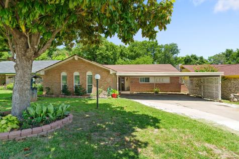 310 Kirby Creek Drive Grand Prairie TX 75052