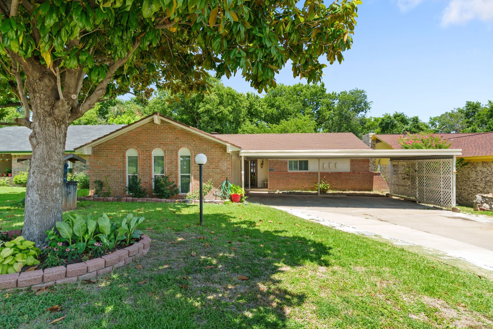 310 Kirby Creek Drive Grand Prairie TX 75052