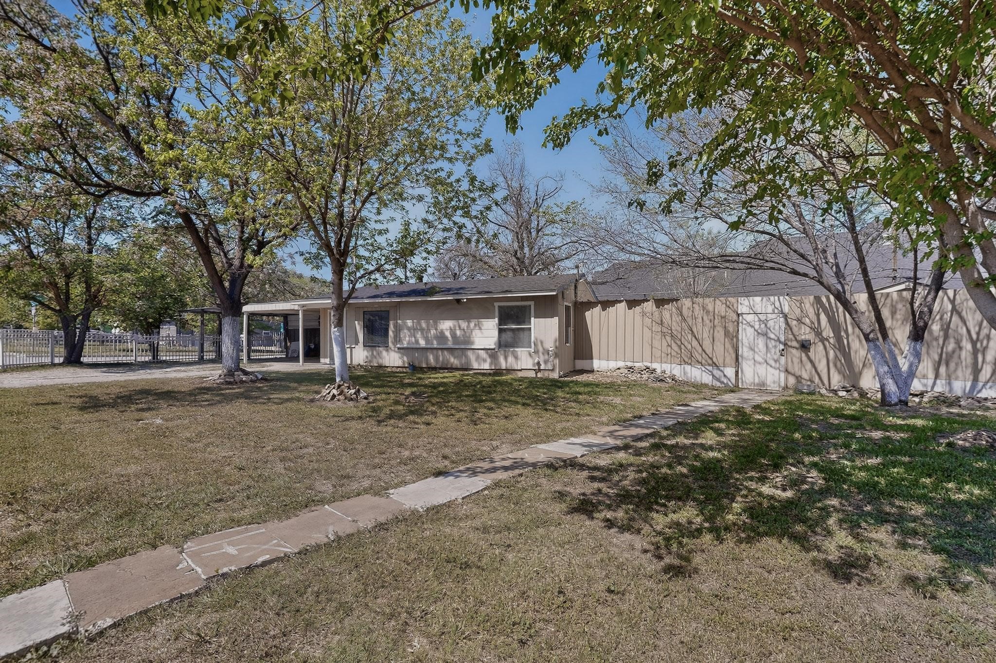 712 Hodgson Street Fort Worth TX 76115