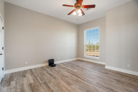 1943 Alsdorf Road Ennis TX 75119