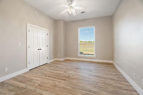 1943 Alsdorf Road Ennis TX 75119