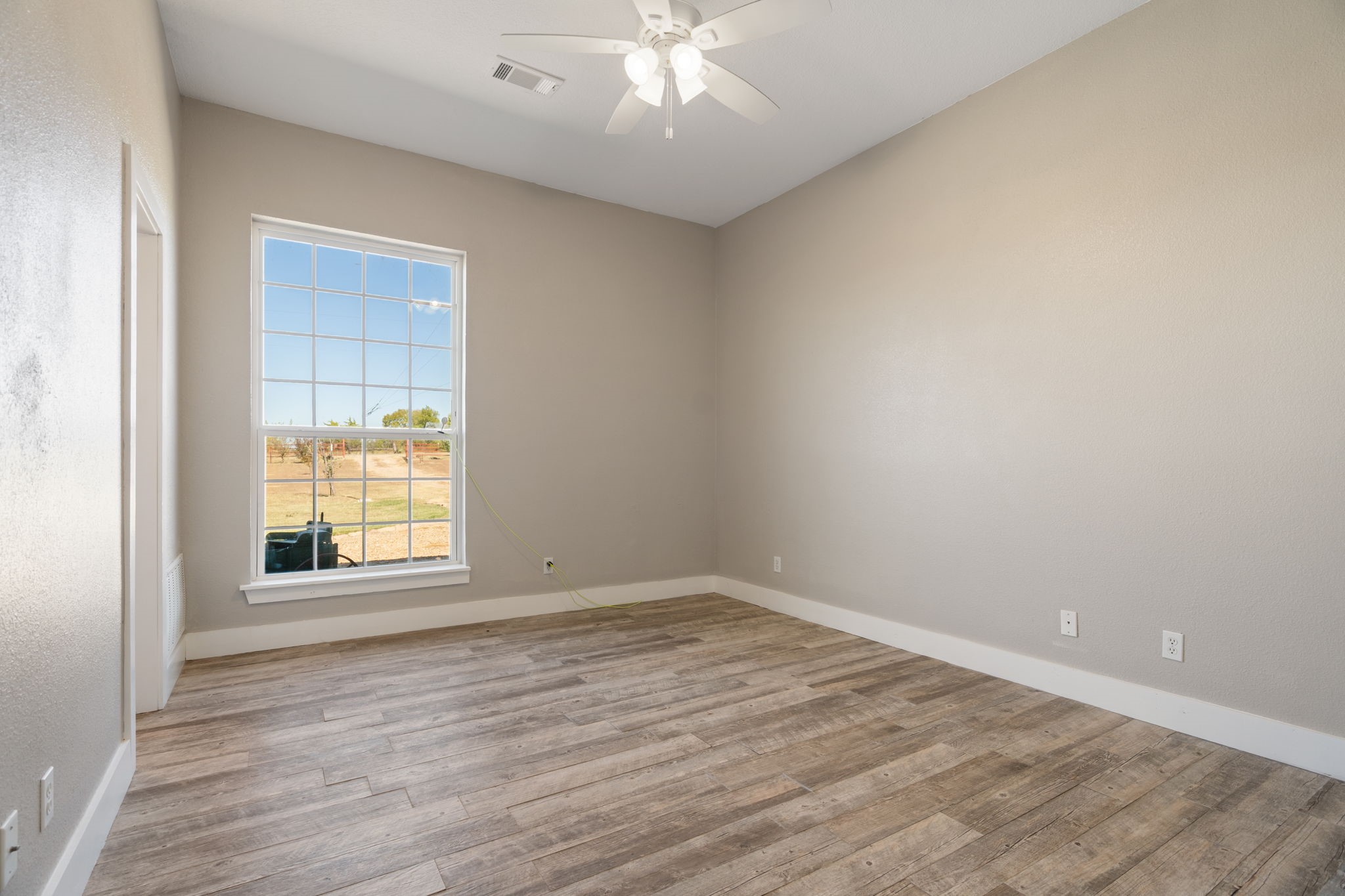 1943 Alsdorf Road Ennis TX 75119