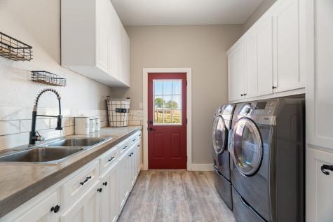 1943 Alsdorf Road Ennis TX 75119