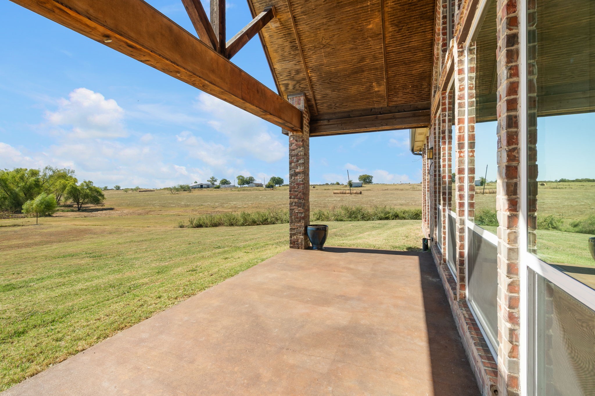 1943 Alsdorf Road Ennis TX 75119