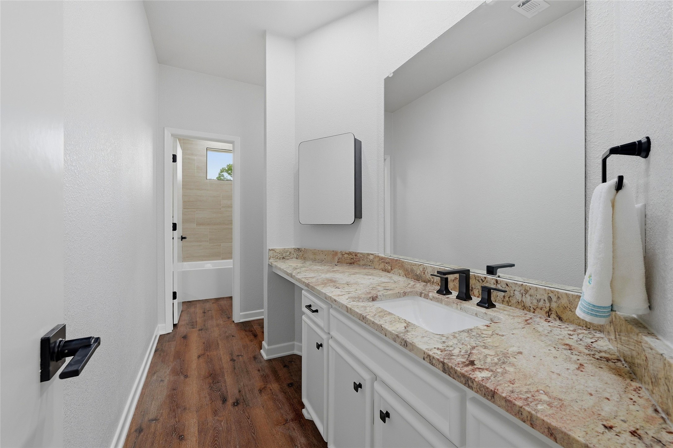 125 Greenway Bend Pottsboro TX 75076