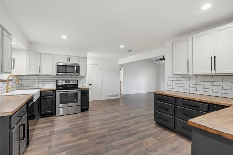 301 Bernice Court Burleson TX 76028